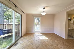 3956 Bradwater St, Fairfax, VA 22031 - Photo 9