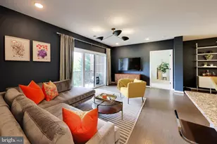 3985 Norton Pl, Fairfax, VA 22030 - Photo 9