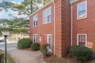 10343 Democracy Ln, Fairfax, VA 22030 - Photo 1
