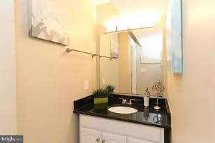 4272 Allison Cir, Fairfax, VA 22030 - Photo 11