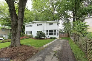 4272 Allison Cir, Fairfax, VA 22030 - Photo 3