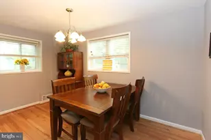 4272 Allison Cir, Fairfax, VA 22030 - Photo 7