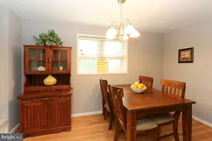 4272 Allison Cir, Fairfax, VA 22030 - Photo 5