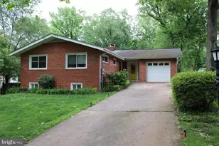 3424 Brookwood Dr, Fairfax, VA 22030 - Photo 1