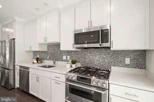 10353 Main St, Fairfax, VA 22030 - Photo 11