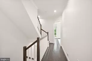 10353 Main St, Fairfax, VA 22030 - Photo 21