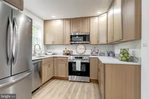 10915 Maple St, Fairfax, VA 22030 - Photo 17