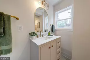 10915 Maple St, Fairfax, VA 22030 - Photo 21