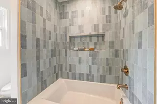 10915 Maple St, Fairfax, VA 22030 - Photo 31