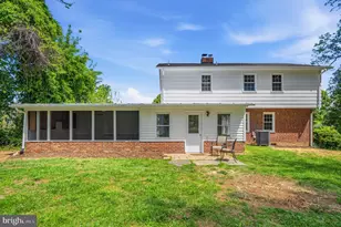 10705 Oak Pl, Fairfax, VA 22030 - Photo 37