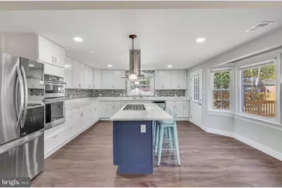 3809 Keith Avenue, Fairfax, VA 22030 - Photo 3