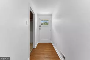 4114 Orchard Dr, Fairfax, VA 22032 - Photo 3