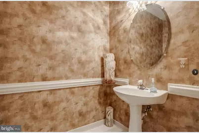 9810 Bolton Village Court, Fairfax, VA 22032 - Photo 13