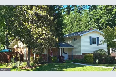 10208 Forest Avenue, Fairfax, VA 22030 - Photo 3