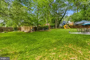 10208 Forest Ave, Fairfax, VA 22030 - Photo 45