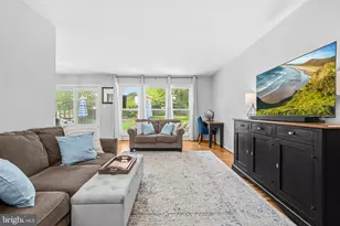 10208 Forest Ave, Fairfax, VA 22030 - Photo 11