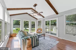 10371 Stratford Ave, Fairfax, VA 22030 - Photo 7