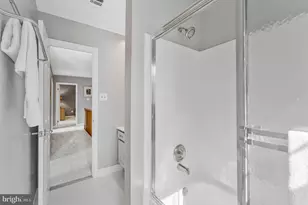 10371 Stratford Ave, Fairfax, VA 22030 - Photo 33