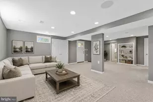 10371 Stratford Ave, Fairfax, VA 22030 - Photo 35