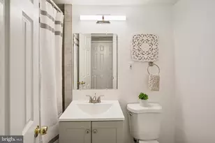 9495 Fairfax Blvd, Fairfax, VA 22031 - Photo 11