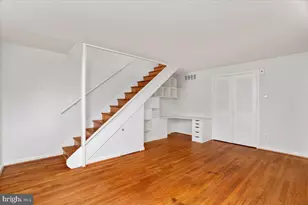 10623 Maple St, Fairfax, VA 22030 - Photo 3