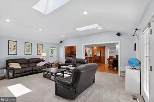 10207 Antietam Ave, Fairfax, VA 22030 - Photo 9