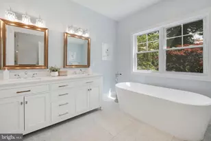 10811 Scott Dr, Fairfax, VA 22030 - Photo 31