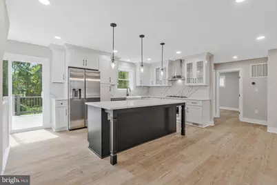 10211 Stratford Avenue, Fairfax, VA 22030 - Photo 7