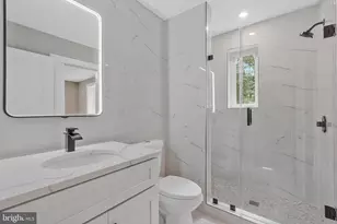 10211 Stratford Ave, Fairfax, VA 22030 - Photo 29