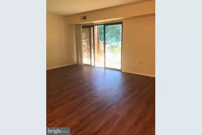 10724 West Drive #101, Fairfax, VA 22030 - Photo 3