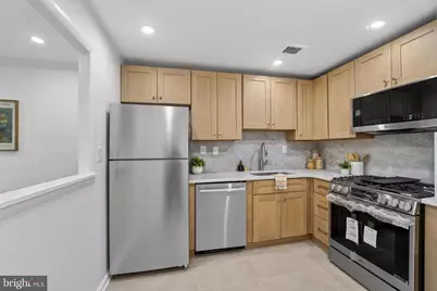 10570 Main Street #304, Fairfax, VA 22030 - Photo 9
