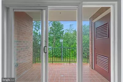 3961 Lyndhurst Drive #303, Fairfax, VA 22031 - Photo 17