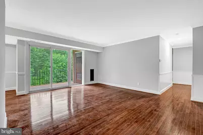 3961 Lyndhurst Drive #303, Fairfax, VA 22031 - Photo 9