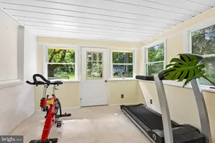 3502 Burrows Ave, Fairfax, VA 22030 - Photo 15