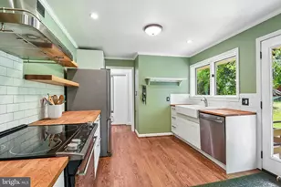 3502 Burrows Ave, Fairfax, VA 22030 - Photo 9