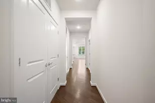 3985 Norton Pl, Fairfax, VA 22030 - Photo 3
