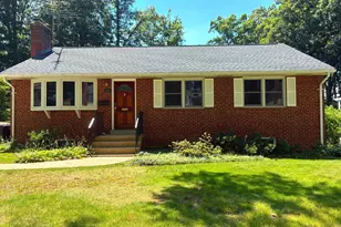 4122 Berritt St, Fairfax, VA 22030 - Photo 1