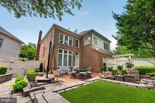 3860 Farrcroft Dr, Fairfax, VA 22030 - Photo 7