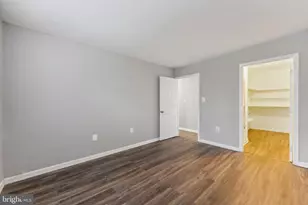 10724 W West Dr, Fairfax, VA 22030 - Photo 9