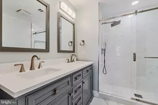 10449 Breckinridge Ln, Fairfax, VA 22030 - Photo 33