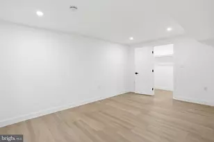 10704 Howerton Ave, Fairfax, VA 22030 - Photo 19