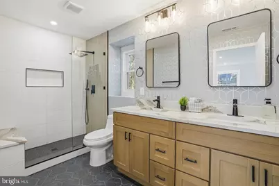 10704 Howerton Avenue, Fairfax, VA 22030 - Photo 27