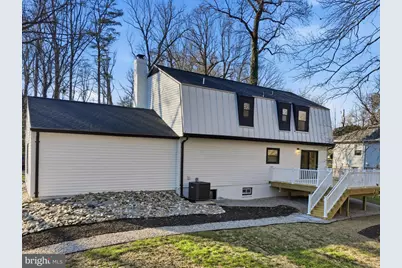 10704 Howerton Avenue, Fairfax, VA 22030 - Photo 37