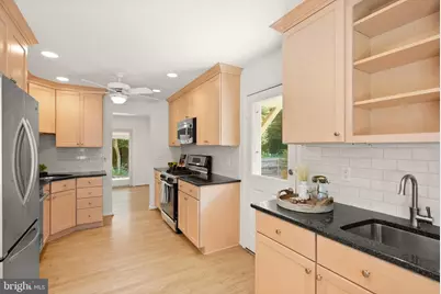 10222 Fox Lane, Fairfax, VA 22030 - Photo 9