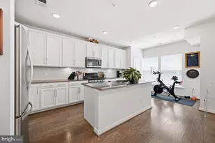 10723 Viognier Terrace, Fairfax, VA 22030 - Photo 15