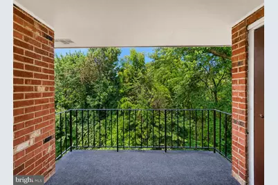 3830 Lyndhurst Drive #303, Fairfax, VA 22031 - Photo 7