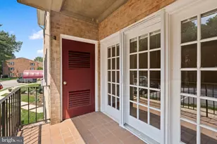 3901 Lyndhurst Dr, Fairfax, VA 22031 - Photo 17