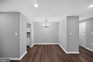 10720 W West Dr, Fairfax, VA 22030 - Photo 11
