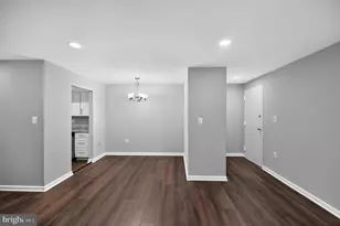 10720 W West Dr, Fairfax, VA 22030 - Photo 9