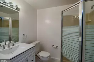 4001 Crestar Ct, Fairfax, VA 22032 - Photo 29